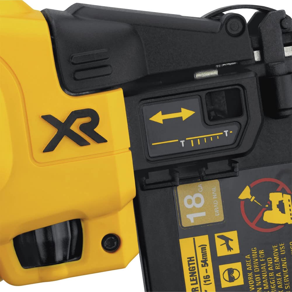 DEWALT 20V MAX* Cordless Brad Nailer Kit, 18GA (DCN680D1)