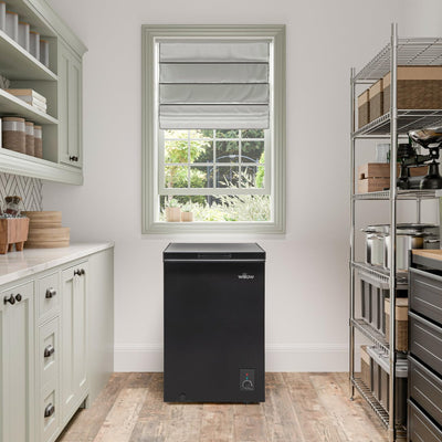 Chest Freezer 99L Removable Basket Adjustable Thermostat Black