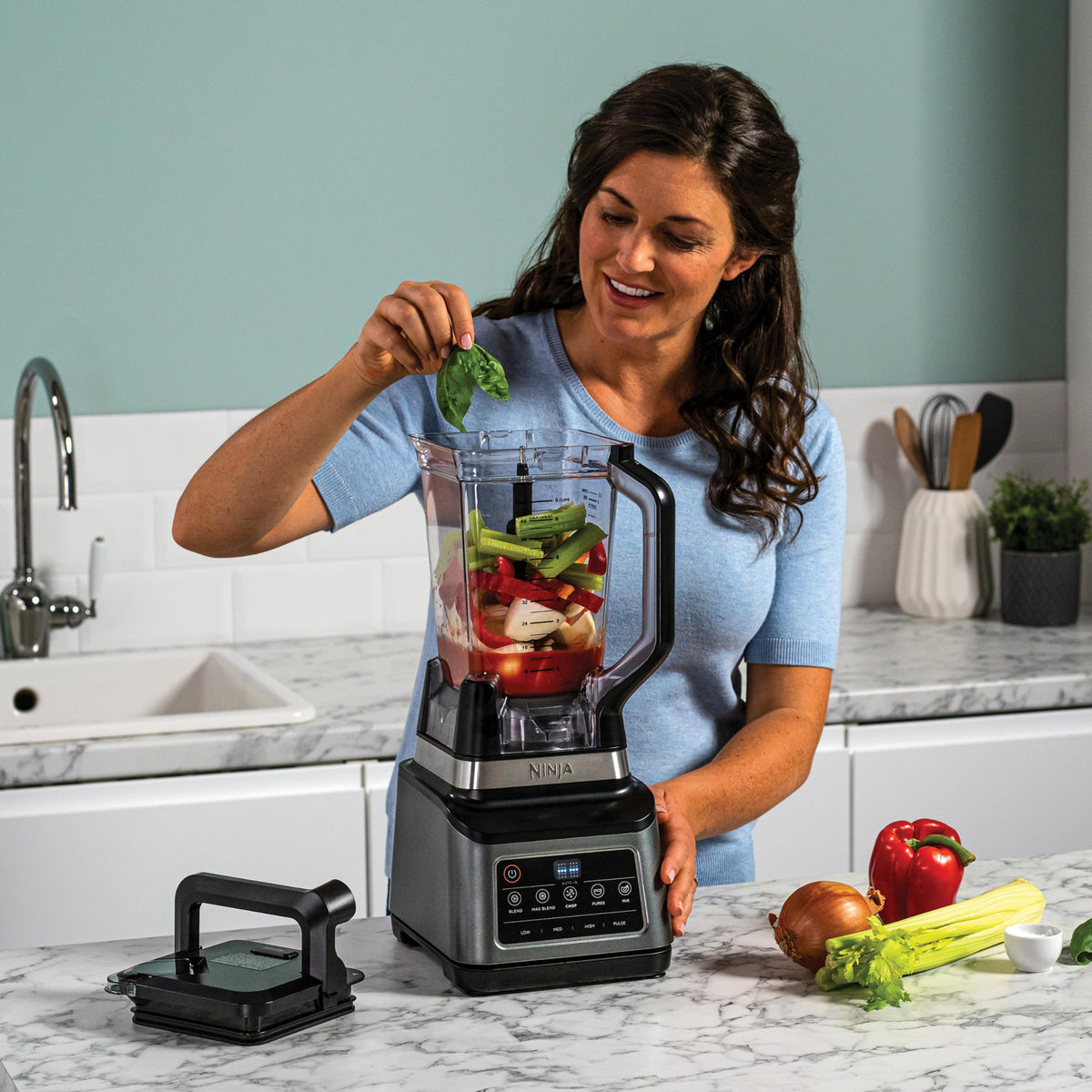 Ninja 3-in-1 Food Processor & Blender with 5 Automatic Programs